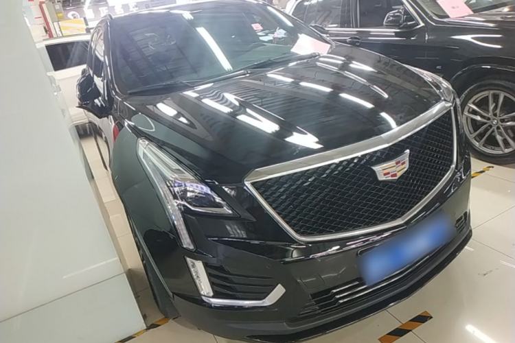 Used Cadillac XT5 2022 2.0T Four-Wheel Drive Premium Edition Front Right 45 Deg