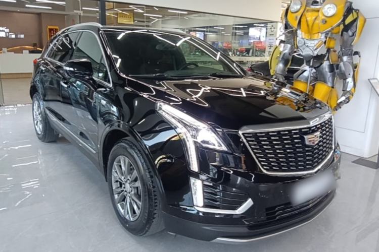 Used Cadillac XT5 2022 2.0T Two-Wheel Drive Luxury Version Front Right 45 Deg