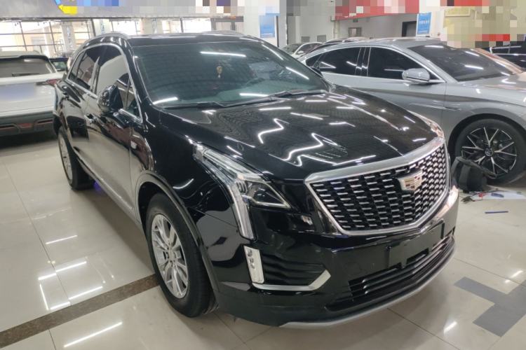 Used Cadillac XT5 2022 2.0T Two-Wheel Drive Luxury Version Front Right 45 Deg