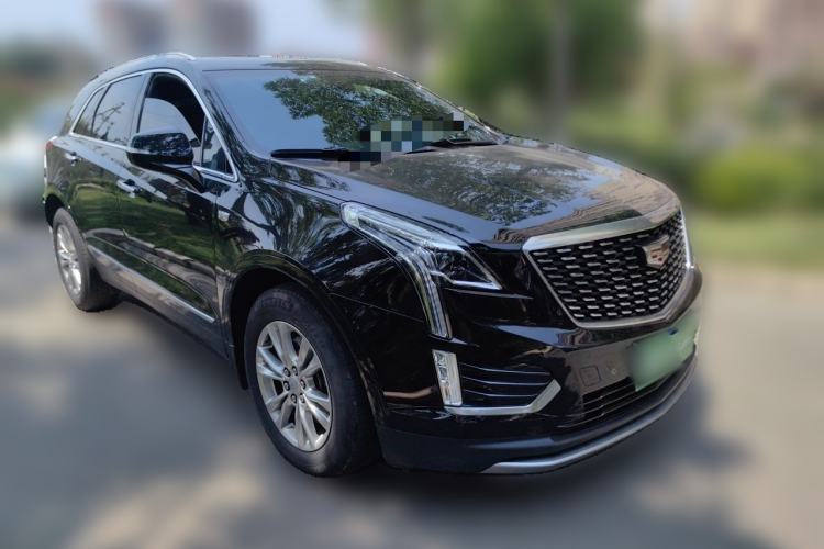 Used Cadillac XT5 2022 2.0T Two-Wheel Drive Luxury Version Front Right 45 Deg