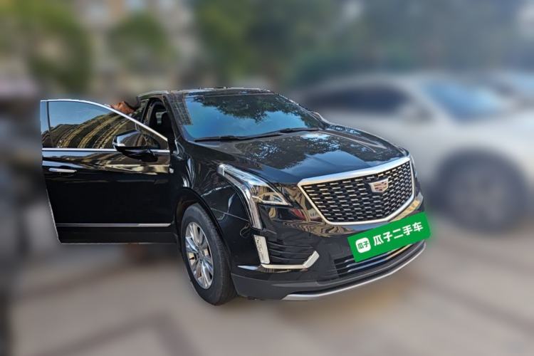 Used Cadillac XT5 2022 2.0T Two-Wheel Drive Luxury Version Front Right 45 Deg