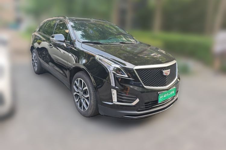 Used Cadillac XT5 2022 2.0T Four-Wheel Drive Luxury Version (Hummingbird Edition) Front Right 45 Deg