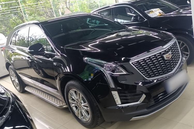 Used Cadillac XT5 2022 2.0T Two-Wheel Drive Luxury Version Front Right 45 Deg