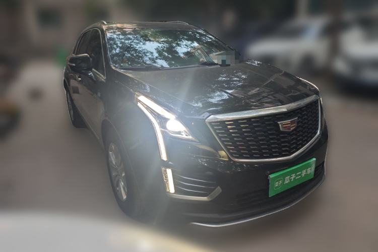 Used Cadillac XT5 2022 2.0T Two-Wheel Drive Luxury Version Front Right 45 Deg