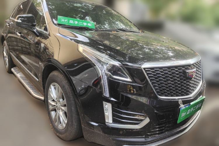 Used Cadillac XT5 2022 2.0T Two-Wheel Drive Luxury Version Front Right 45 Deg