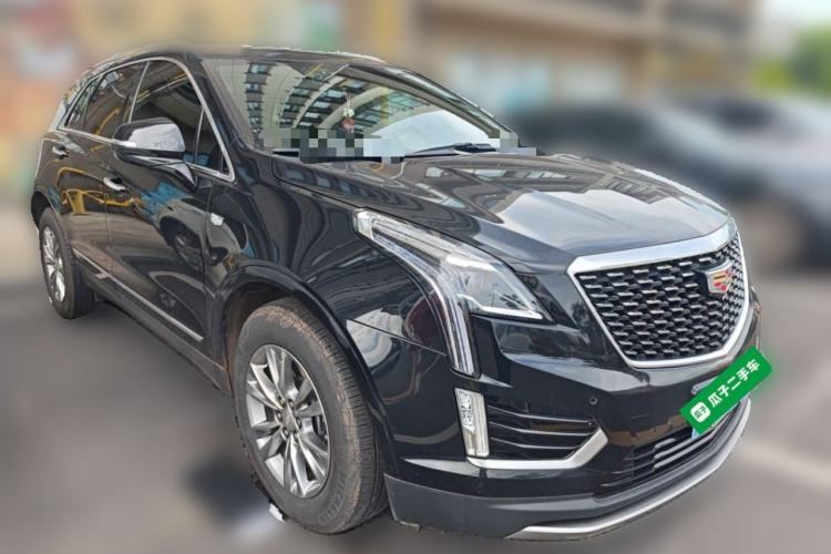 Used Cadillac XT5 2022 2.0T Two-Wheel Drive Luxury Version Front Right 45 Deg