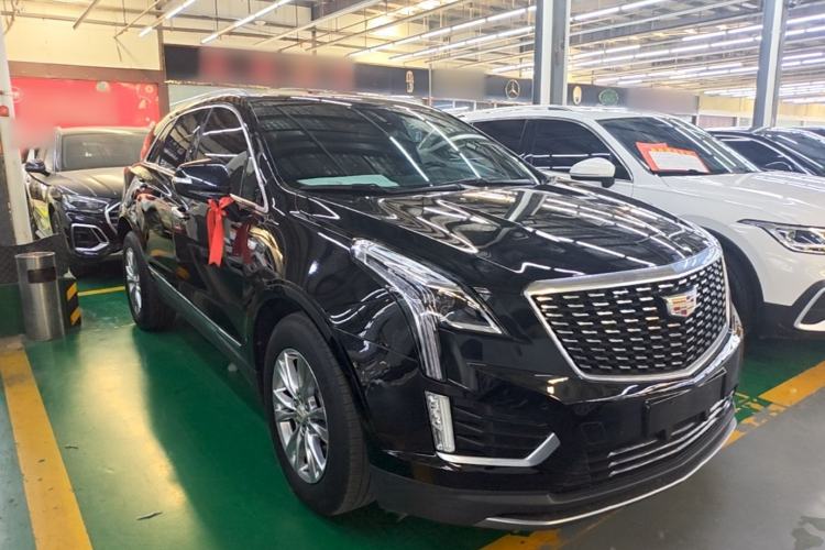 Used Cadillac XT5 2022 2.0T Two-Wheel Drive Luxury Version Front Right 45 Deg