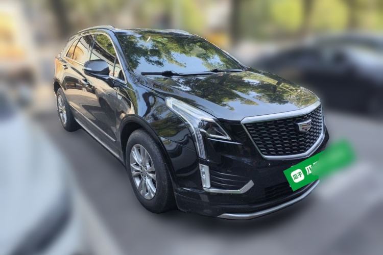 Used Cadillac XT5 2022 2.0T Two-Wheel Drive Luxury Version Front Right 45 Deg