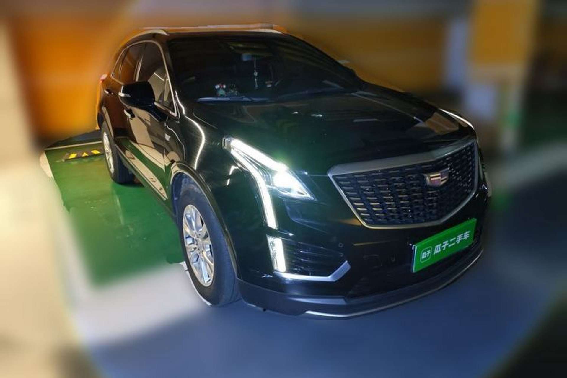 Used Cadillac XT5 2022 2.0T Two-Wheel Drive Luxury Version Front Right 45 Deg