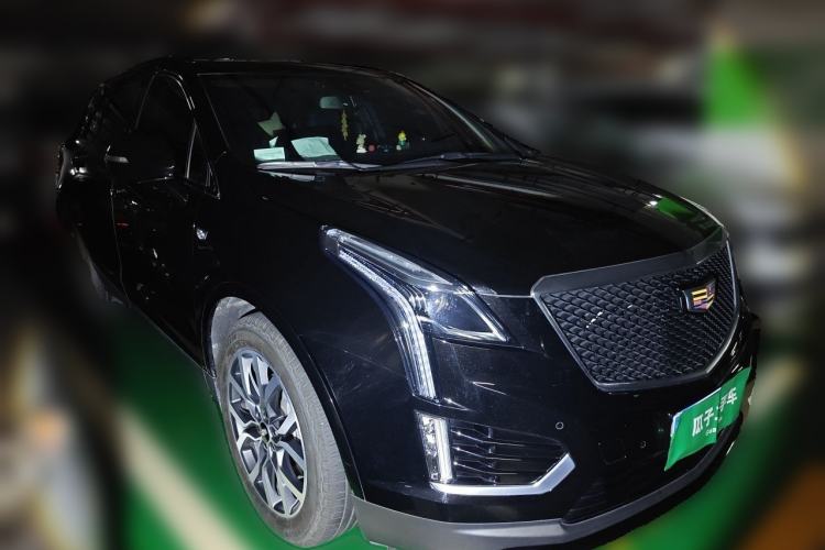 Used Cadillac XT5 2022 2.0T Four-Wheel Drive Luxury Version (Hummingbird Edition) Front Right 45 Deg