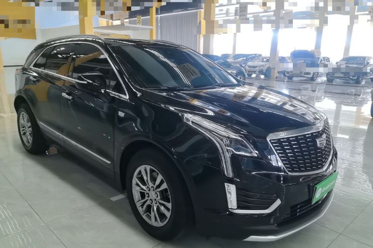 Used Cadillac XT5 2022 2.0T Two-Wheel Drive Luxury Version Front Right 45 Deg