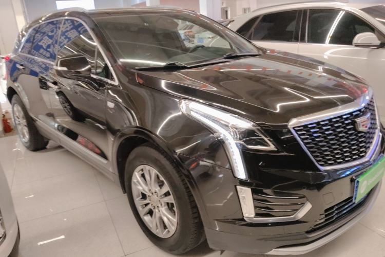 Used Cadillac XT5 2022 2.0T Two-Wheel Drive Luxury Version Front Right 45 Deg
