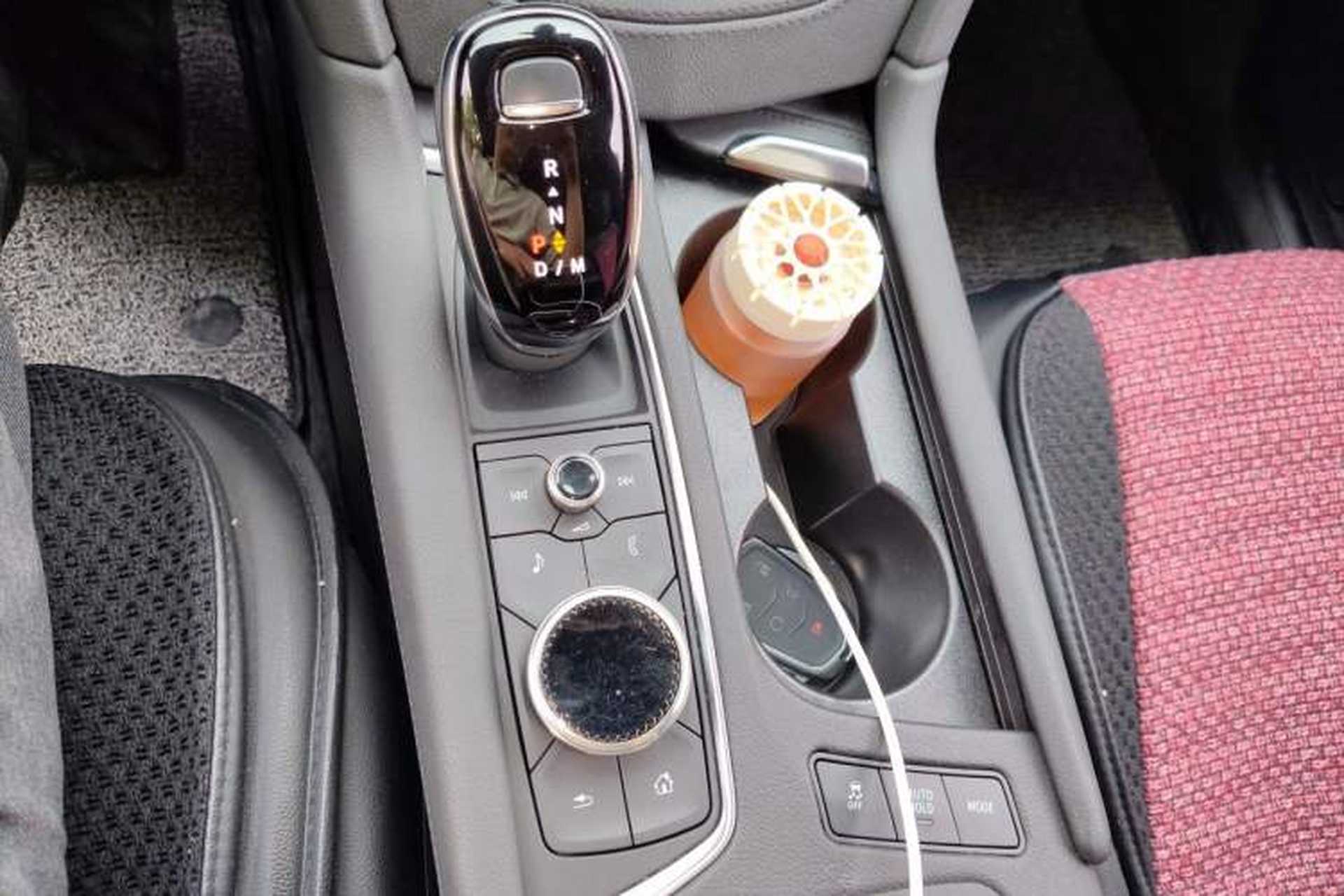 Used Cadillac XT5 2022 2.0T Two-Wheel Drive Luxury Version Gear Lever