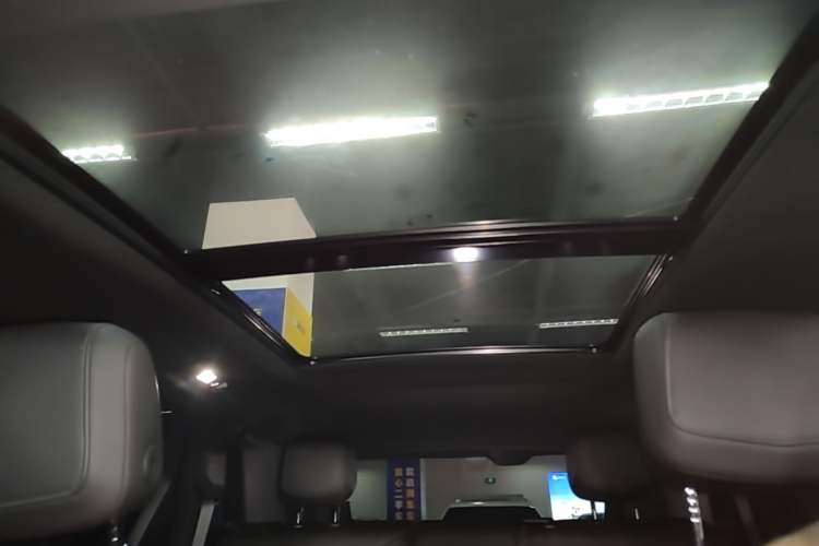 Used Cadillac XT5 2022 2.0T Two-Wheel Drive Luxury Version Headliner