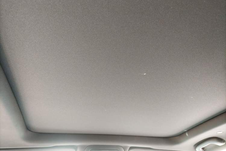 Used Cadillac XT5 2022 2.0T Two-Wheel Drive Luxury Version Headliner