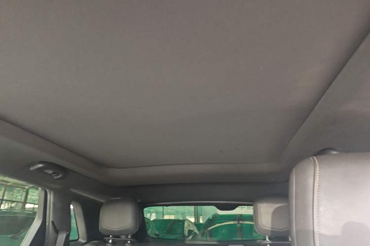 Used Cadillac XT5 2022 2.0T Four-Wheel Drive Luxury Version Headliner