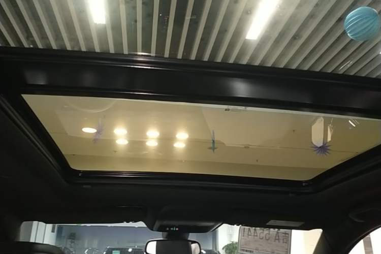 Used Cadillac XT5 2022 2.0T Four-Wheel Drive Premium Edition Headliner