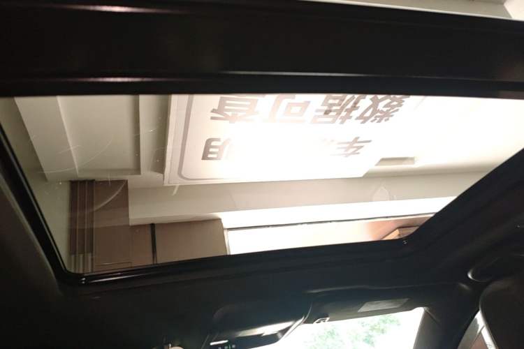 Used Cadillac XT5 2022 2.0T Two-Wheel Drive Luxury Version Headliner