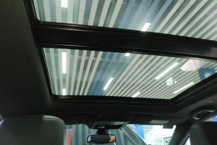 Used Cadillac XT5 2022 2.0T Four-Wheel Drive Luxury Version (Hummingbird Edition) Headliner