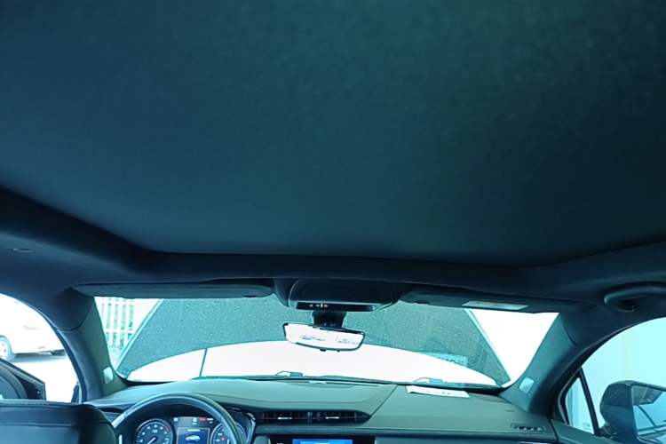 Used Cadillac XT5 2022 2.0T Four-Wheel Drive Platinum Edition Headliner
