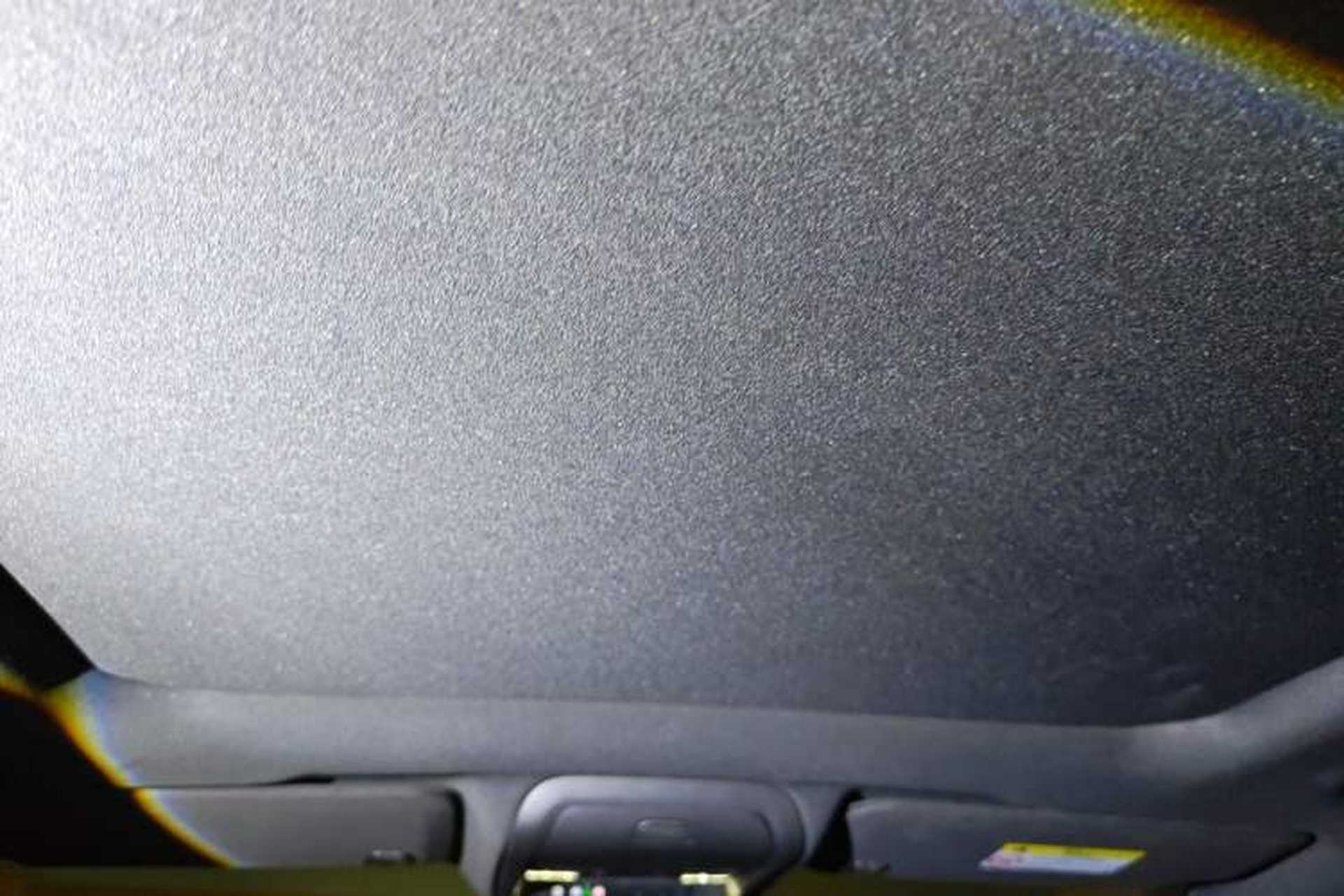 Used Cadillac XT5 2022 2.0T Two-Wheel Drive Luxury Version Headliner
