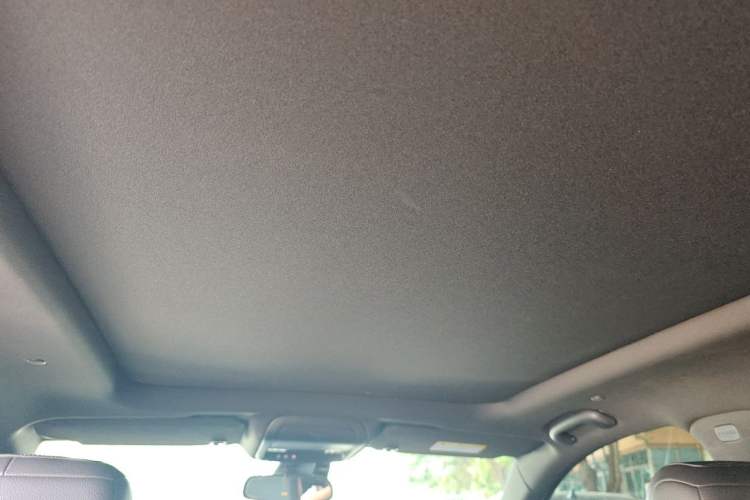 Used Cadillac XT5 2022 2.0T Two-Wheel Drive Luxury Version Headliner