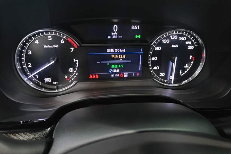 Used Cadillac XT5 2022 2.0T Four-Wheel Drive Luxury Version (Hummingbird Edition) Instrument Cluster