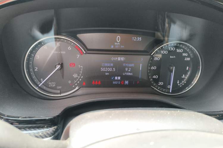 Used Cadillac XT5 2022 2.0T Four-Wheel Drive Luxury Version (Hummingbird Edition) Instrument Cluster
