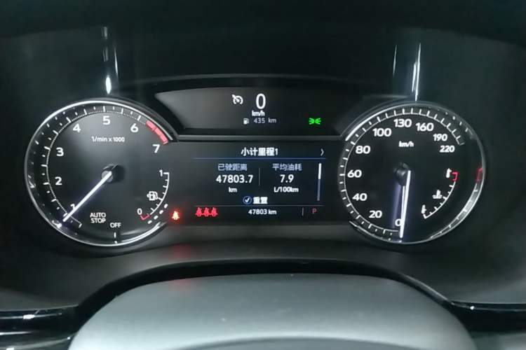 Used Cadillac XT5 2022 2.0T Two-Wheel Drive Luxury Version Instrument Cluster