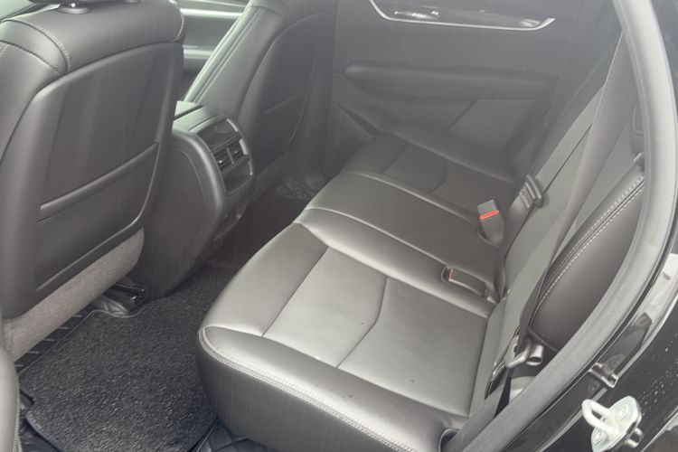 Used Cadillac XT5 2022 2.0T Four-Wheel Drive Luxury Version (Hummingbird Edition) Interior 2