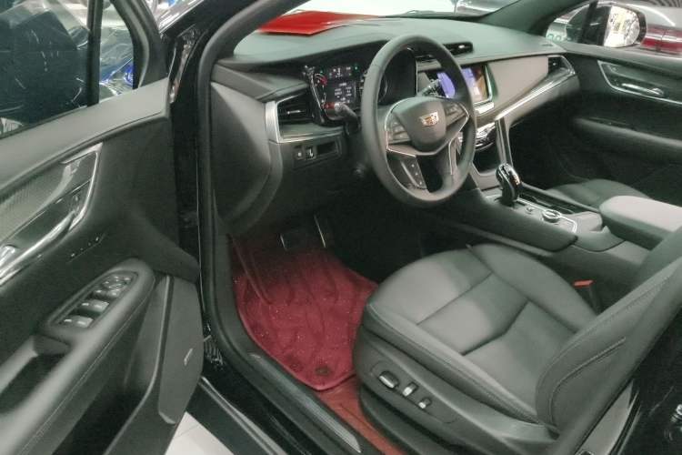 Used Cadillac XT5 2022 2.0T Four-Wheel Drive Luxury Version (Hummingbird Edition) Interior 3