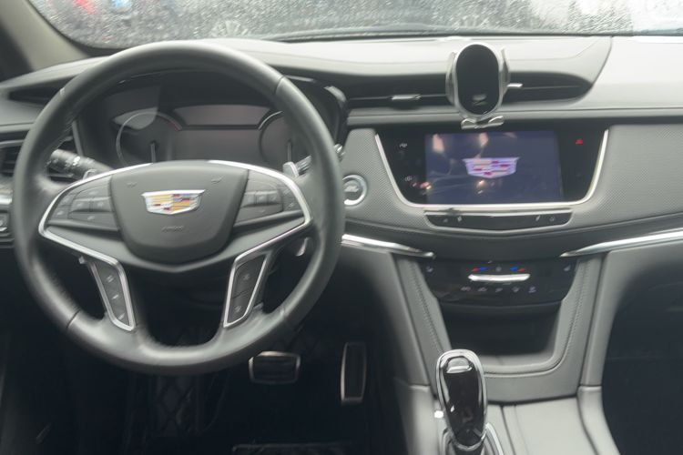 Used Cadillac XT5 2022 2.0T Four-Wheel Drive Luxury Version (Hummingbird Edition) Interior 3