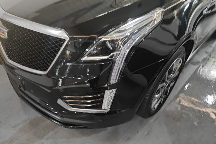 Used Cadillac XT5 2022 2.0T Four-Wheel Drive Luxury Version (Hummingbird Edition) Left Front Headlight