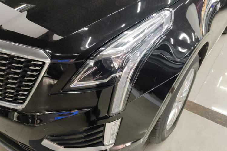 Used Cadillac XT5 2022 2.0T Two-Wheel Drive Luxury Version Left Front Headlight