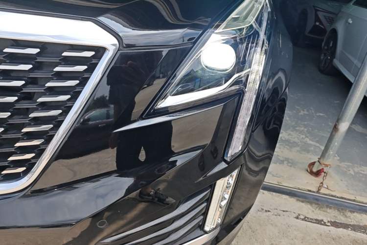 Used Cadillac XT5 2022 2.0T Four-Wheel Drive Luxury Version Left Front Headlight