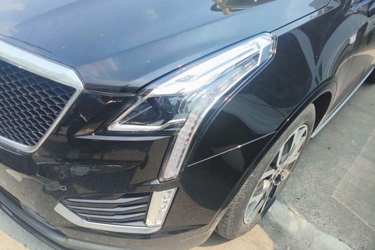 Used Cadillac XT5 2022 2.0T Four-Wheel Drive Luxury Version (Hummingbird Edition) Left Front Headlight