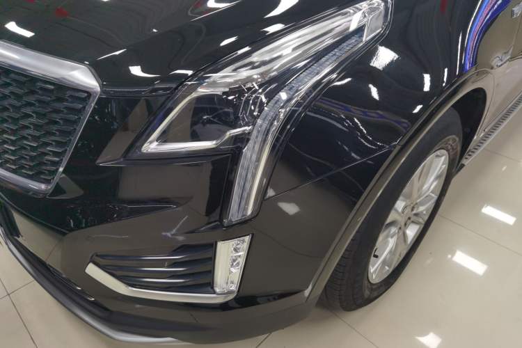 Used Cadillac XT5 2022 2.0T Two-Wheel Drive Luxury Version Left Front Headlight