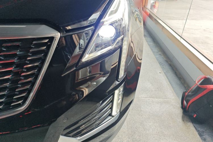 Used Cadillac XT5 2022 2.0T Two-Wheel Drive Luxury Version Left Front Headlight