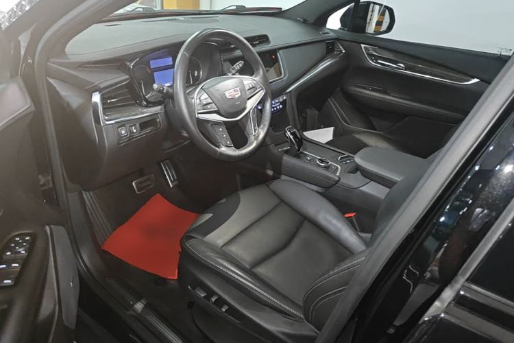 Used Cadillac XT5 2022 2.0T Four-Wheel Drive Luxury Version (Hummingbird Edition) Left Front Seat