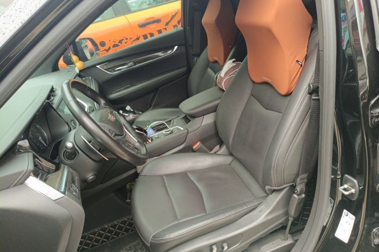 Used Cadillac XT5 2022 2.0T Four-Wheel Drive Luxury Version (Hummingbird Edition) Left Front Seat