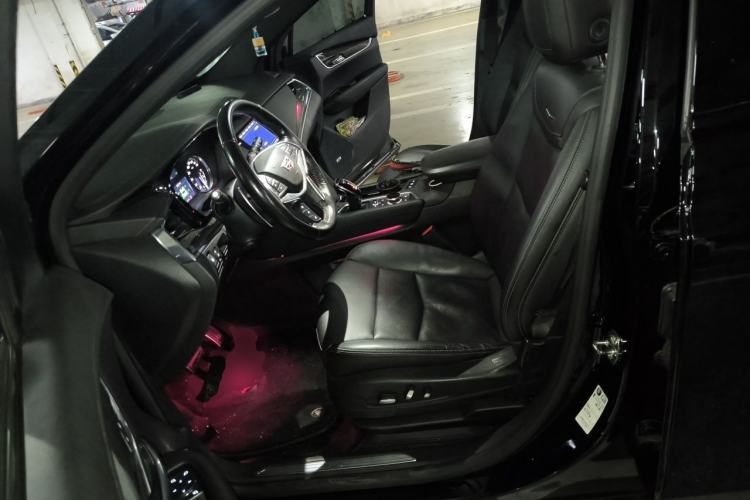 Used Cadillac XT5 2022 2.0T Four-Wheel Drive Premium Edition Left Front Seat