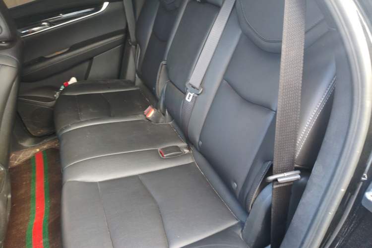 Used Cadillac XT5 2022 2.0T Two-Wheel Drive Luxury Version Left Rear Seat