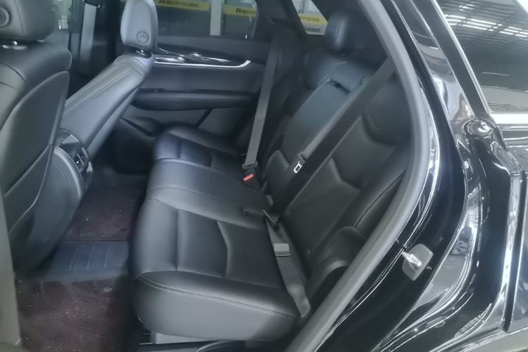 Used Cadillac XT5 2022 2.0T Two-Wheel Drive Luxury Version Left Rear Seat