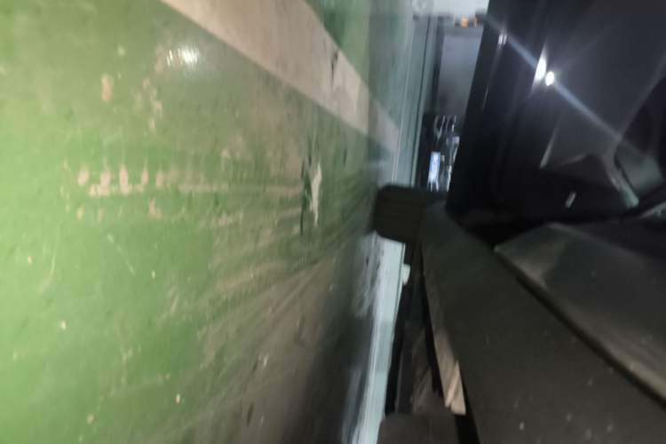Used Cadillac XT5 2022 2.0T Two-Wheel Drive Luxury Version Left Side Sill
