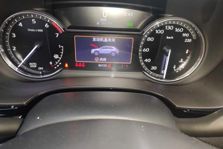 Used Cadillac XT5 2022 2.0T Two-Wheel Drive Luxury Version Odometer Close Up
