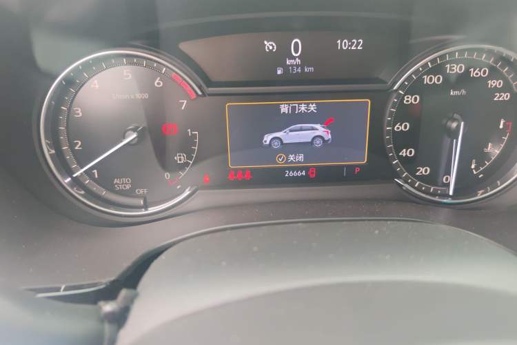 Used Cadillac XT5 2022 2.0T Two-Wheel Drive Luxury Version Odometer Close Up