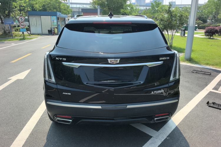 Used Cadillac XT5 2022 2.0T Four-Wheel Drive Luxury Version (Hummingbird Edition) Rear
