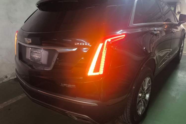 Used Cadillac XT5 2022 2.0T Two-Wheel Drive Luxury Version Rear Right 45 Deg