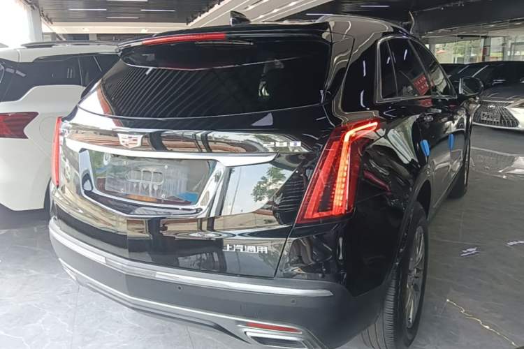 Used Cadillac XT5 2022 2.0T Two-Wheel Drive Luxury Version Rear Right 45 Deg