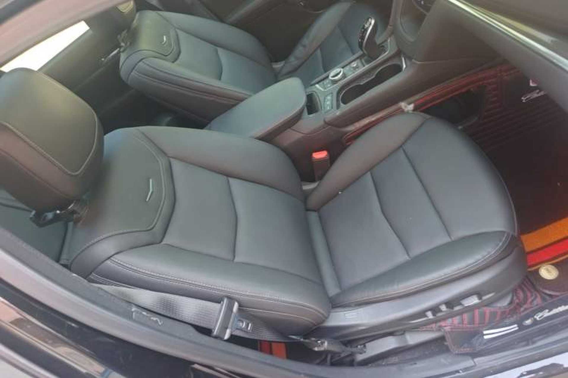 Used Cadillac XT5 2022 2.0T Four-Wheel Drive Luxury Version (Hummingbird Edition) Right Front Seat